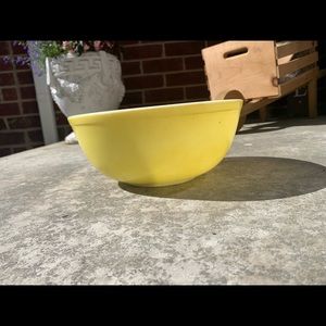 Yellow Pyrex Primary Bowl